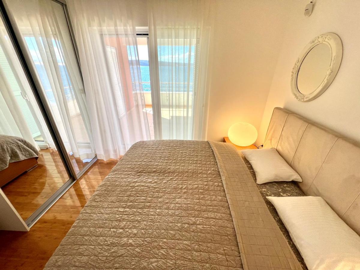 Apartment Golden View Dramalj Exterior foto